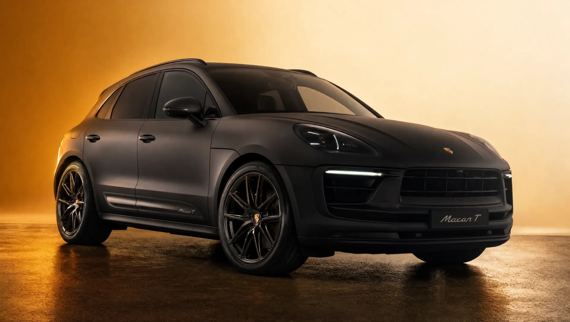 Location de voitures à Marrakech — flotte premium KingKech — Porsche Macan T, Lamborghini, Range Rover, livraison aéroport